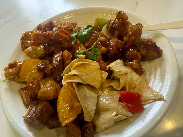 LA Food Find — AYCE Lunch Box for $14.99!