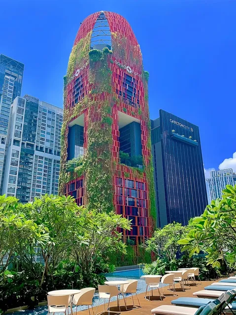 My Absolute Favorite Hotel in Singapore