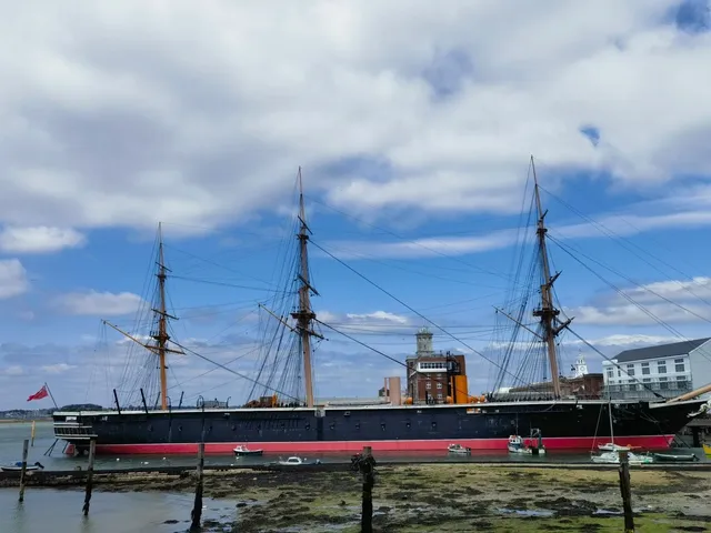 🇬🇧 Portsmouth Day Trip Itinerary Guide 🌊⚓