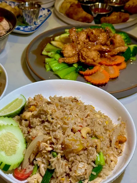 🔥 NYC’s Popular Thai Food for ~$20+ Per Person? So Worth It!