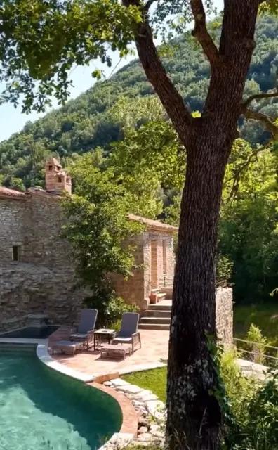 Italy｜A Hidden Gem in Umbria’s Countryside 🖼