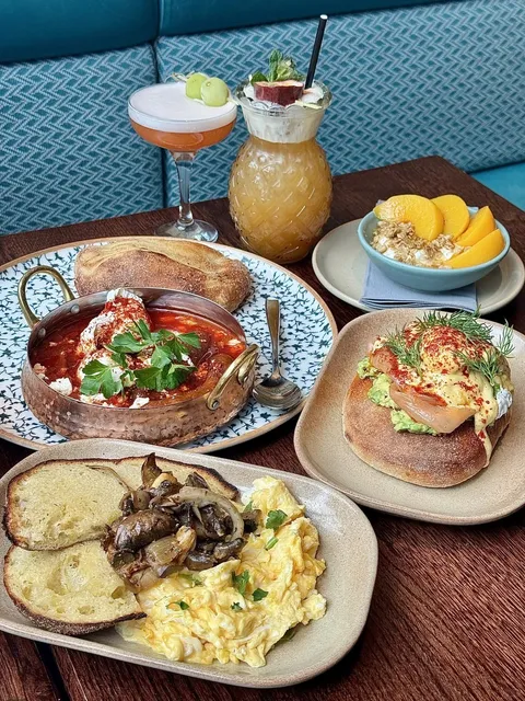 London | The Perfect Mediterranean Brunch Spot for Date Day