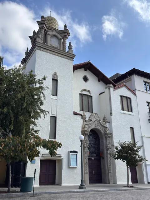 Olvera Street: A Mini Mexican Escape in LA! 🇲🇽✨