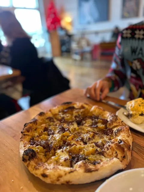 📍 Raduno | Brick Oven & Barroom – Little Rock, AR 🧱🔥