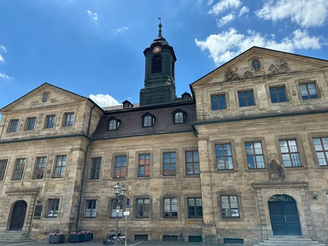 🇩🇪 Bayreuth: Where Music Meets Medical Innovation! 💊🎶