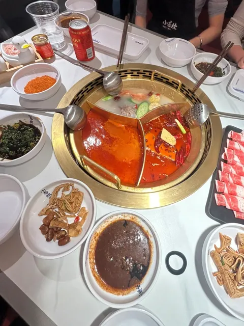 🍲 Hot Pot Near NYU | Shoo Long Kang (Xiao Long Kan)