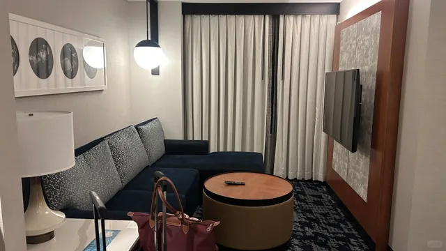 U.S. Hotel Review #5: A Solid Stay in the Capital! 🇺🇸✨