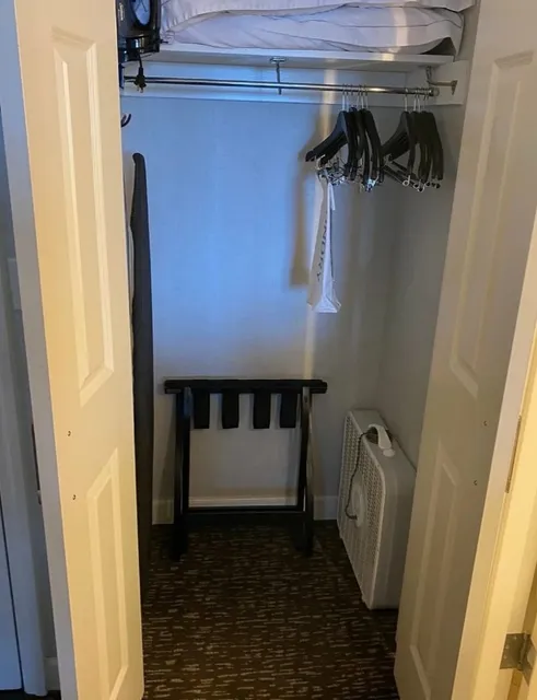 Hilton Minneapolis-St. Paul Airport|Your Family-Friendly Airport Oasis