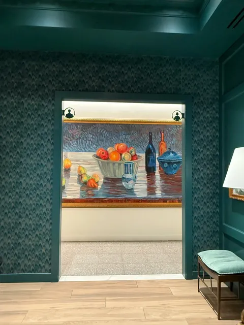 🛍️ European-Style Outlet Opens Near NYC! ✨