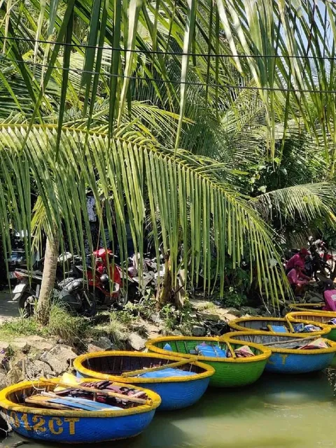 Ultimate Guide to Hoi An's Coconut Basket Boats 🌴