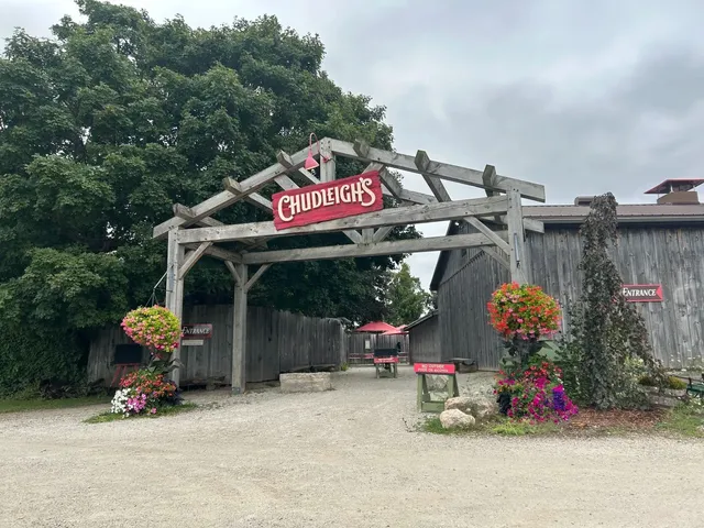 🇨🇦 Family-Friendly Apple Picking Farm West of Toronto 🍎  