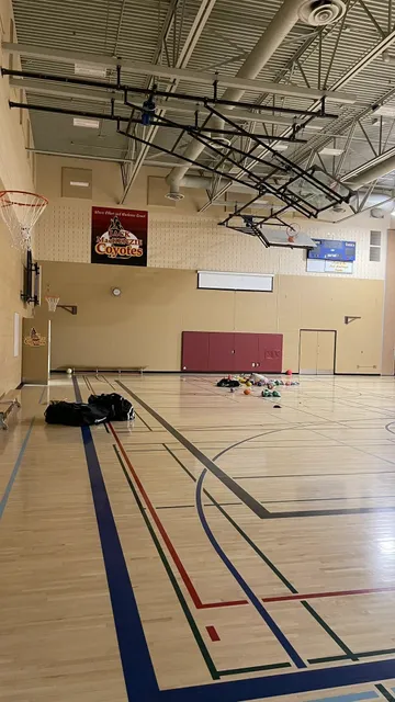 🇨🇦 A New Parent’s Tour of Jack Mackenzie School in Regina – The Prai
