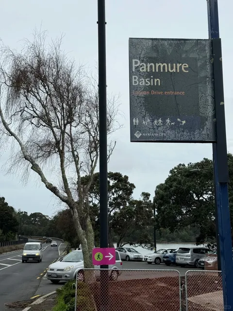 Panmure Forest Mini Train in Auckland Central | Lakeside Walk  