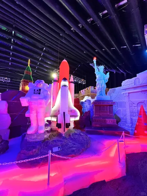 Houston｜Ice Sculpture Wonderland