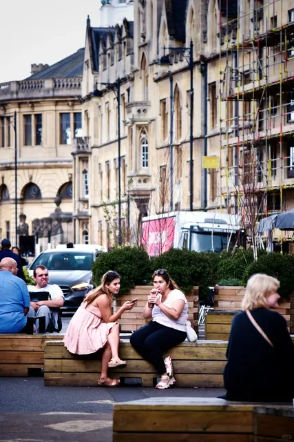 🇬🇧 Half-Day Oxford Citywalk: Graduation Season at the Millennium