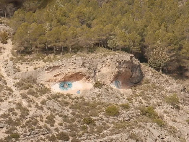 📍 Cuenca | A Medieval Dream Perched on Cliffs 🌄✨