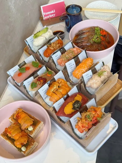 A Must-Visit Spot for Air-Flown Japanese Uni – Come Early! 🍣💫  