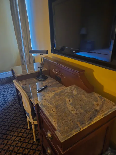 💰 Great Hotel & Amazing Deal!