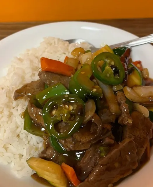 🍲 TW Kitchen | Reliable Chinese Comfort in Oakland