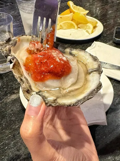 This Las Vegas Seafood Restaurant Totally Won Me Over 😋