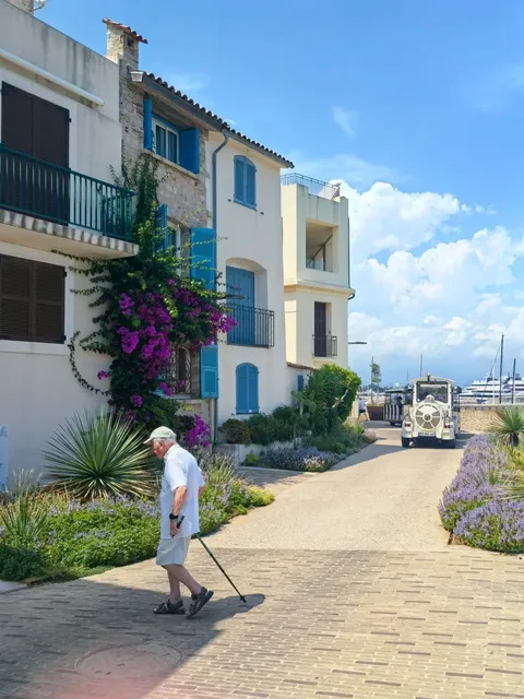 🇫🇷 Antibes: A Hidden Gem Just 15min from Nice!