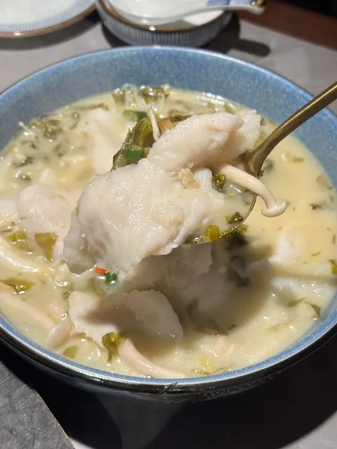 NYC’s Favorite Sour Cabbage Fish 🥇 Modern Sichuan, Not Just Spicy 🌶️