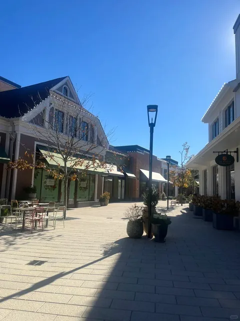 🌟 NEW Long Island Outlet Shopping! | Amazing Environment ✨