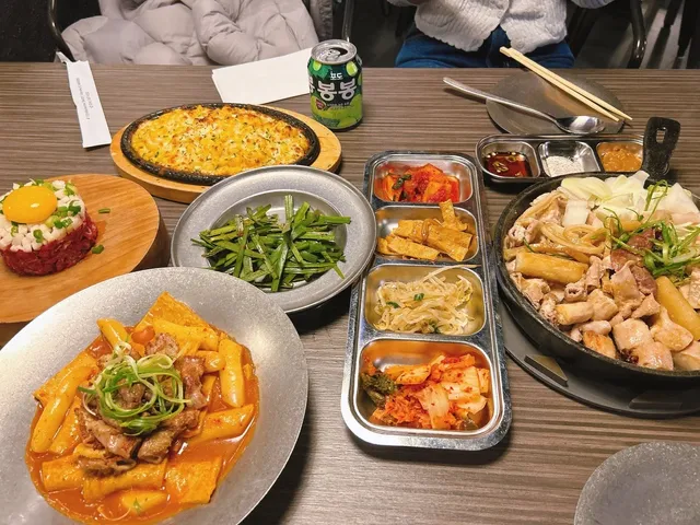 Trying 100 Chicago Restaurants 