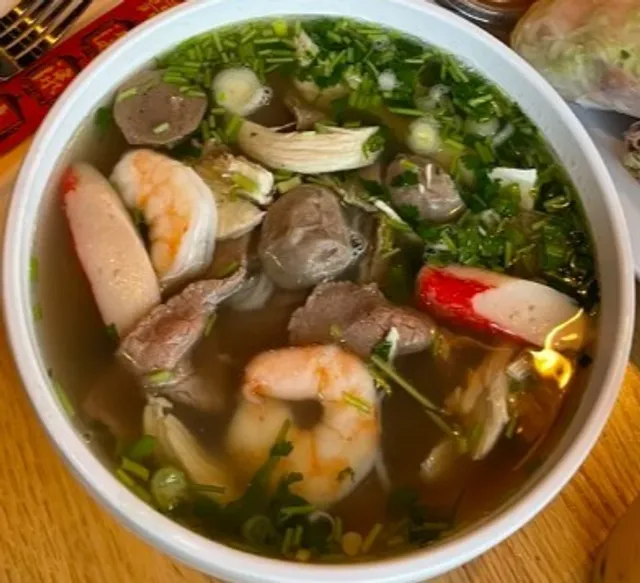 🍜 Pho 79 | Minneapolis' Steaming Bowl of Tradition
