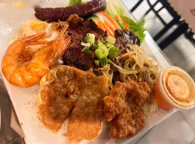  Anh Thu II – Huge Portions & Delicious Vietnamese in Worcester!