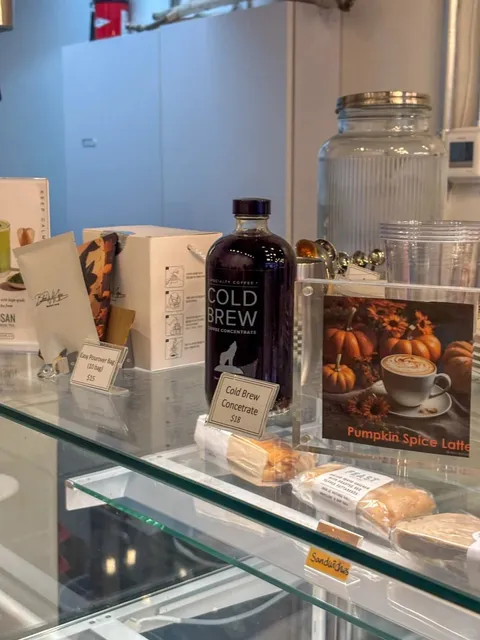 Hidden Marshmallow Cookies in a Bay Street Coffee Shop 🫧