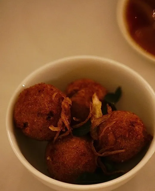 Amangalla | What to eat at the cheapest Aman restaurant in the world?