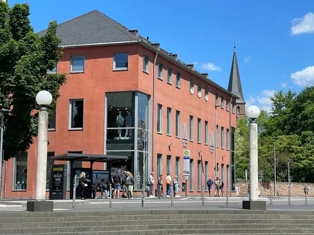 Trier - Marx's Hometown: A Quiet Encounter with History 🇩🇪🏛️