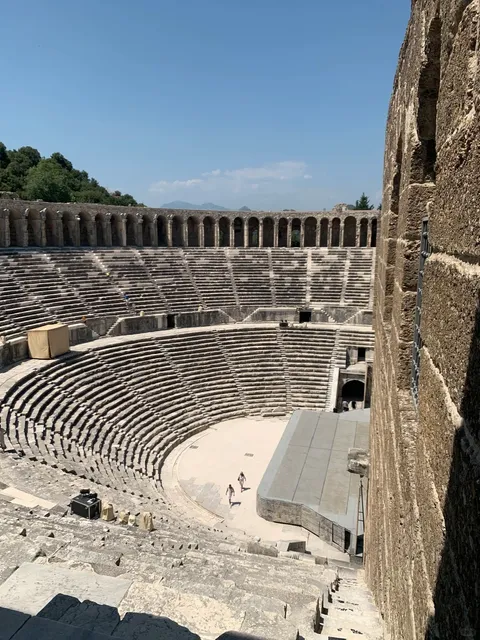 A Timeless Marvel of Roman Engineering in Turkey 🌅✨（1）