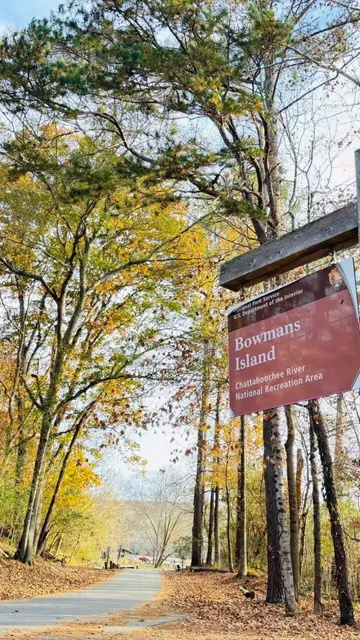 Bowman’s Island Trail 🍂 | A Lakeside Retreat for the Soul