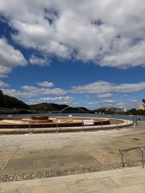 Explore Pittsburgh’s History 🏰 