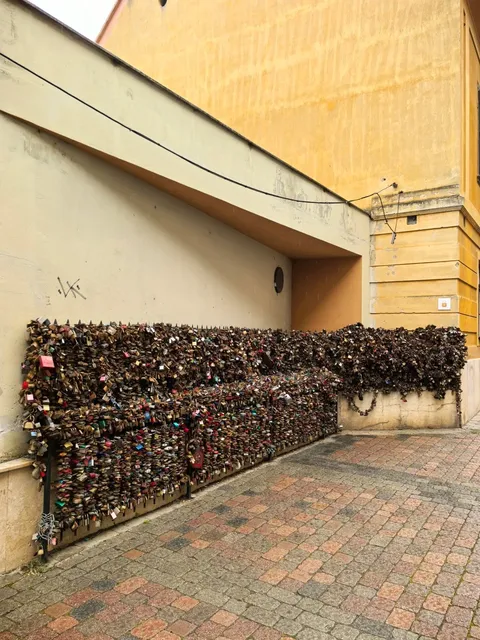 🇭🇺 Hungary’s First Love Lock Wall in Pécs 🔒💕