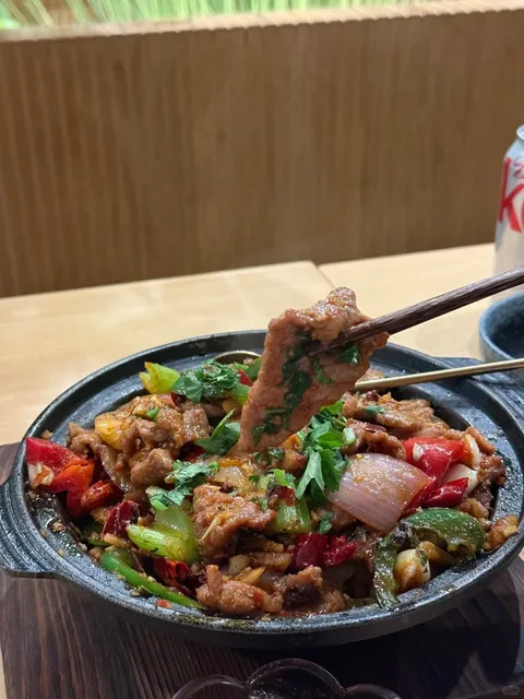 San Francisco / A Rich & Aromatic Offal & Mushroom Hot Pot 🍄‍🟫