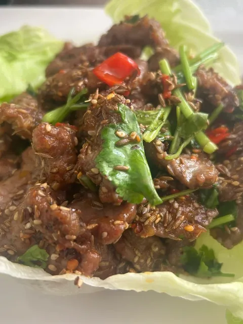 🇩🇪 Ulm Day Trip: Spires, Shopping & Spicy Beef! 🌶️🏰