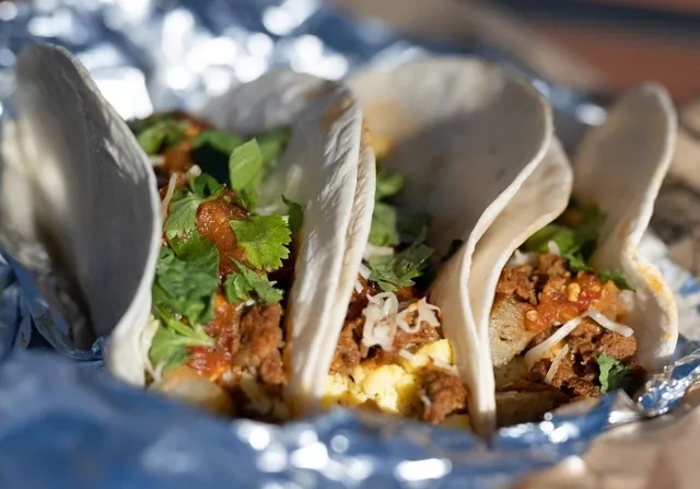 A Vibrant Eatery on Pearl Street