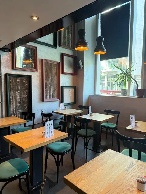 🇬🇧 London – Are You Really Going to Miss Out on Food Like This? 😱🍽