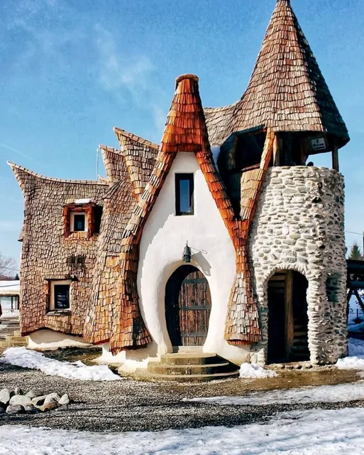 🏰 The Fairytale Cottage Really Exists! Romania's Clay Castle 🪵