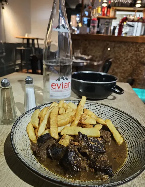 ​​🇫🇷 Lille | Estaminet Les Ptiots: Authentic Northern French Cuisine