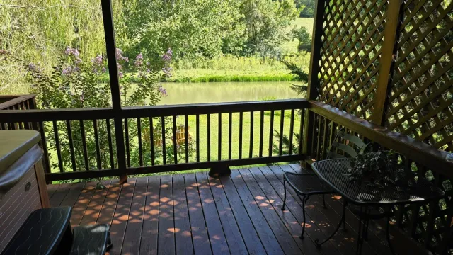 🏞️ Pond View Cabin Getaway – Our Home Away From Home in Nature! 🦉