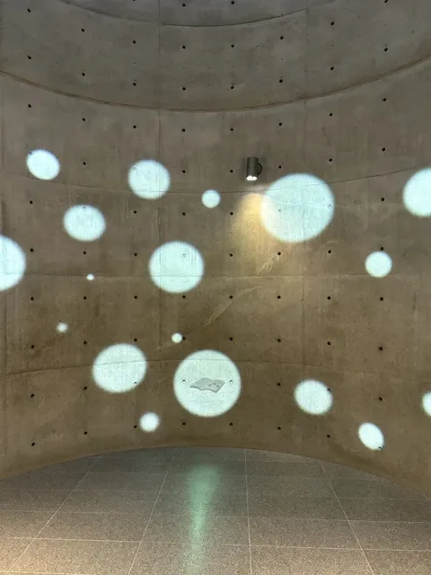 Osaka Children's Forest of Books (2)🌲