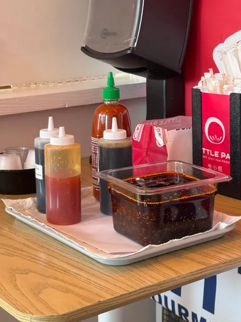 LA 🌴 | Pan-Fried Soup Dumplings Near USC Campus! 🥟✨