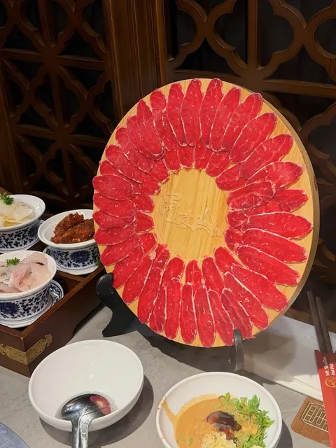 New Traditional-Style Hot Pot in Midtown NYC 🍲｜Mt. ShooTao Hot Pot