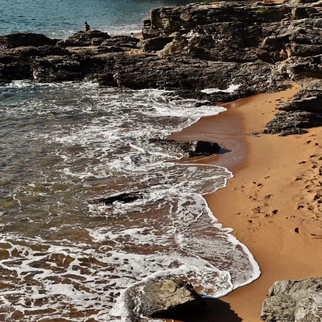 🌊 Saint-Nazaire: Where the Atlantic Whispers Romance 💙🇫🇷