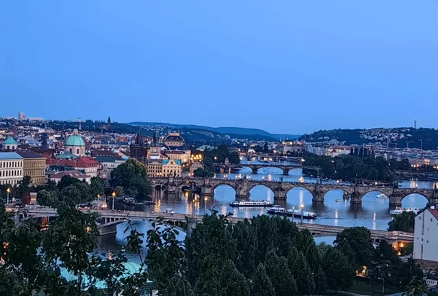 Recommend taking a stroll around Prague.