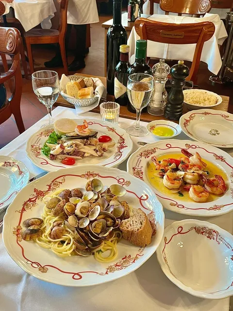 🏠 Who says Switzerland is a culinary desert!